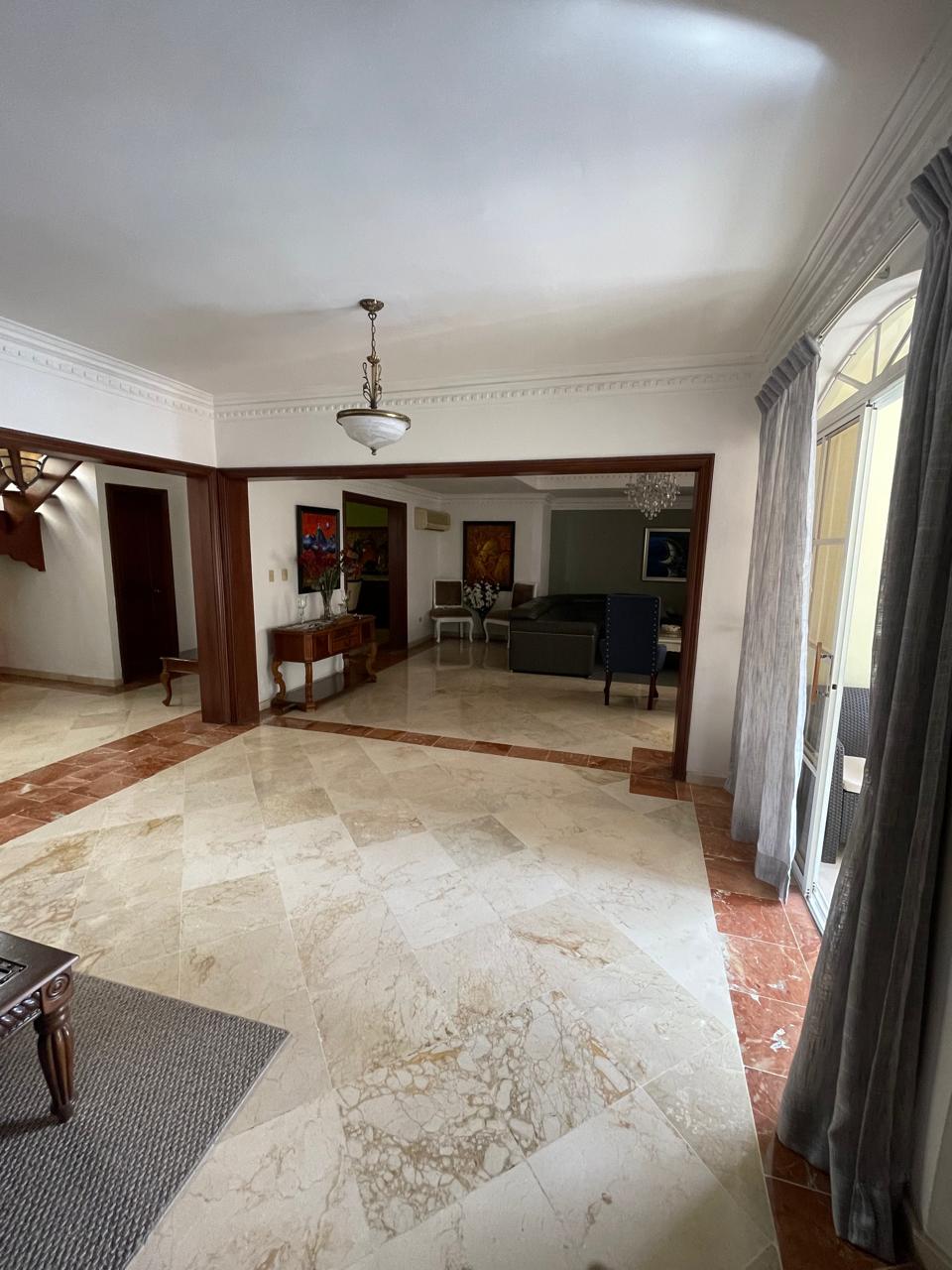 apartamentos - Vendo Pent-house de 2 niveles en Los Cacicazgos    3