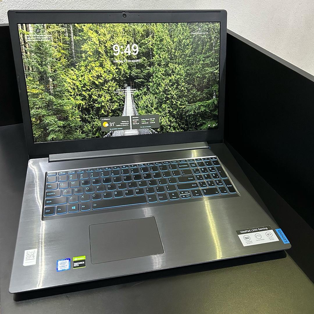 computadoras y laptops - Lenovo Idepad 3 Gaming 17.3”.I7 9na Gen. 1TB de HDD y 128GB de SSD.8GB RAM 0