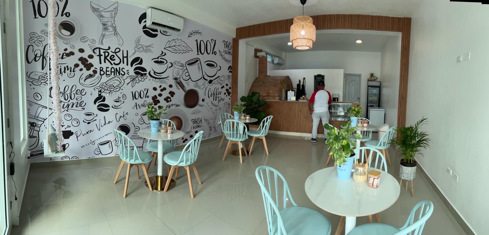 negocios en venta - Café / Restaurante / Cafetería a la Venta en Guayubin 4