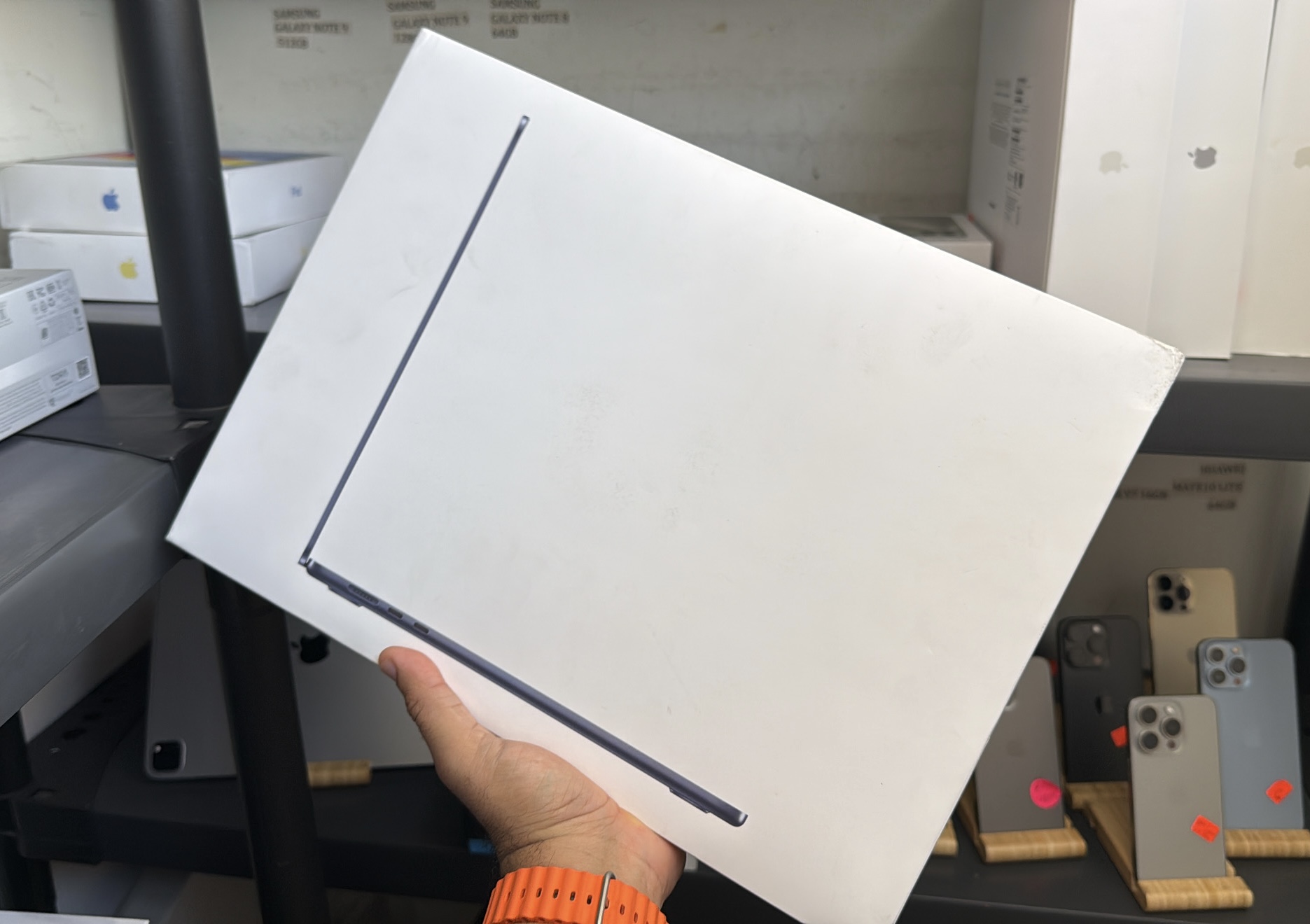computadoras y laptops - MacBook Air 15 -inch M3 Apple |8GB RAM | 256GB SSD