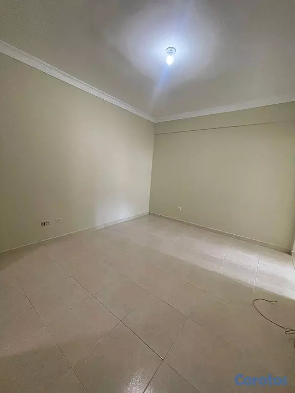 apartamentos - 3er nivel con ascensor en urb.Real 9