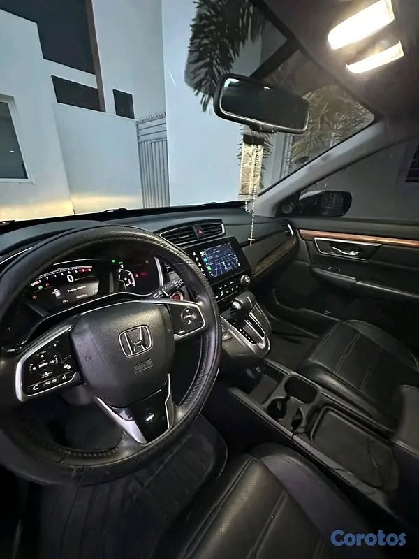 jeepetas y camionetas - Honda crv 2019 touring  6