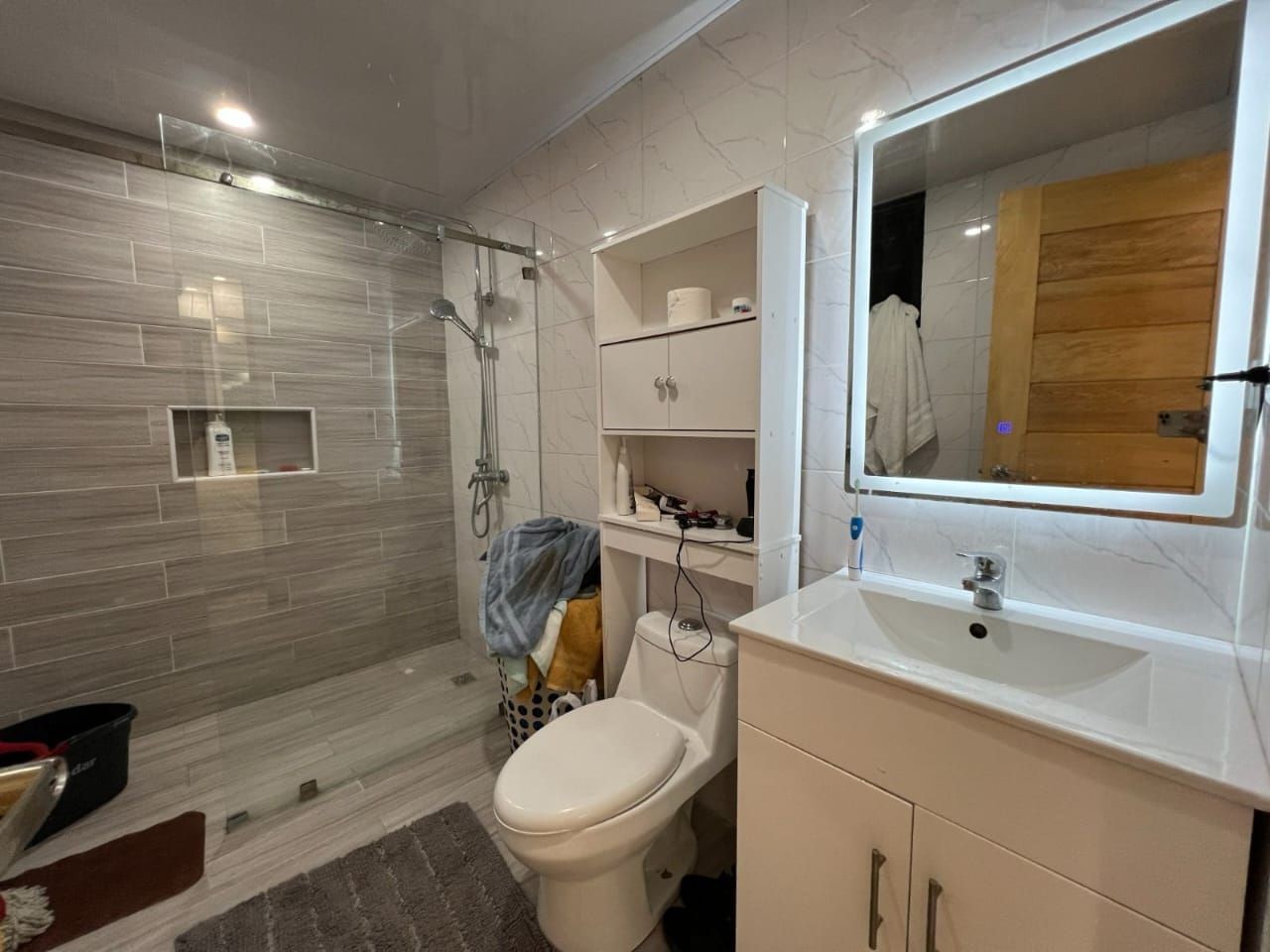 casas - Vendo apartamento en Alma Rosa I . Santo Domingo Este  6