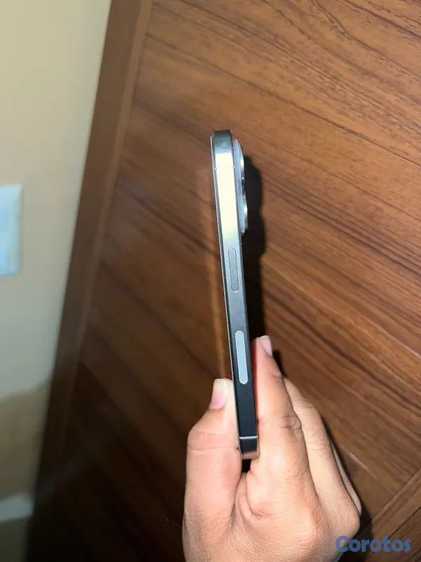 celulares y tabletas - vendo iPhone 15 pro de 512gb 9