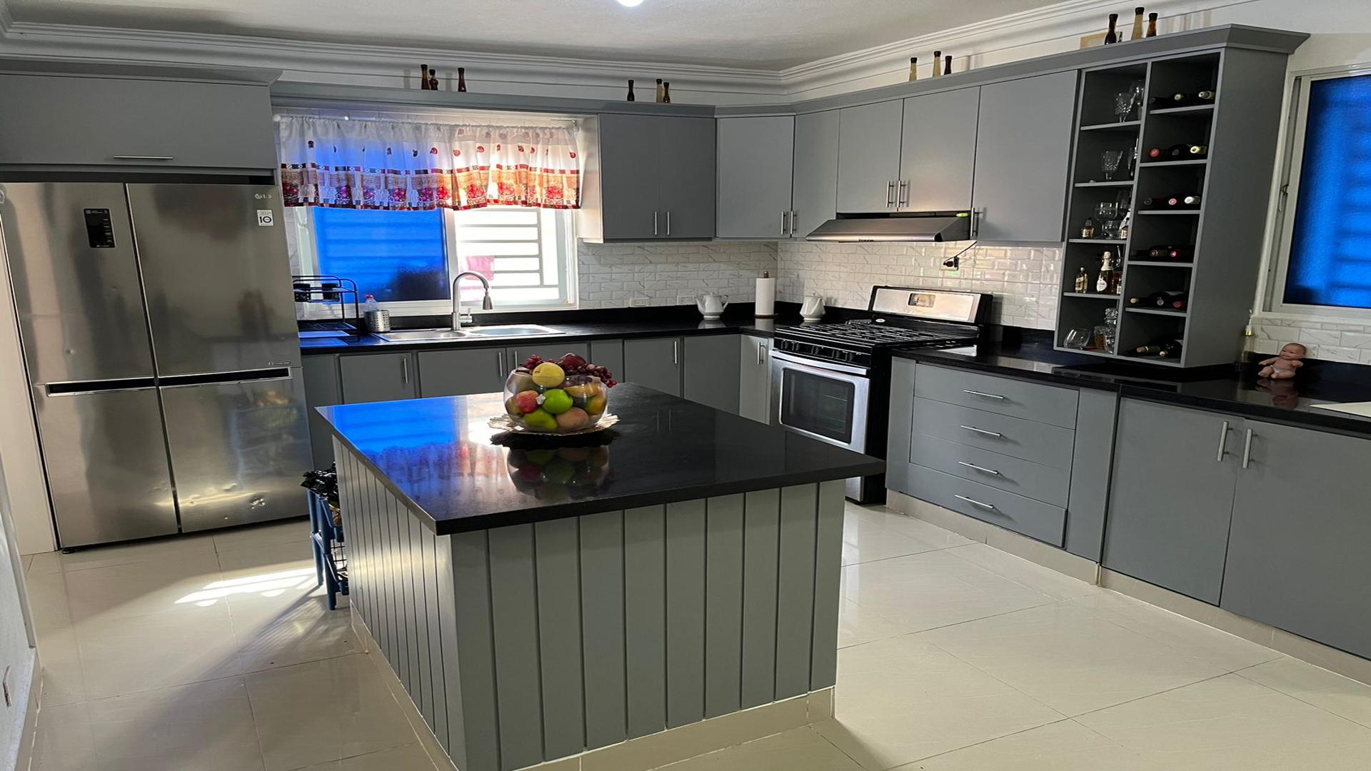 casas - SE VENDE EDIFICIO CON CASA PRIMER PISO Y 2 APTOS SEGUNDO PISO 8