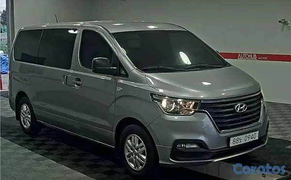 otros vehiculos - HYUNDAI GRAND STAREX 2020 GRIS 13