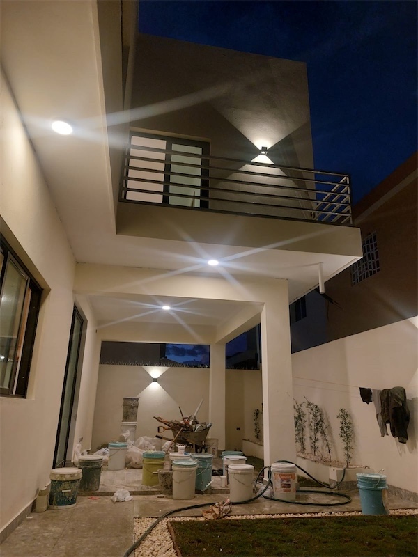 casas - Venta de casa de lujo de 3 niveles el mirador del este Santo Domingo 1