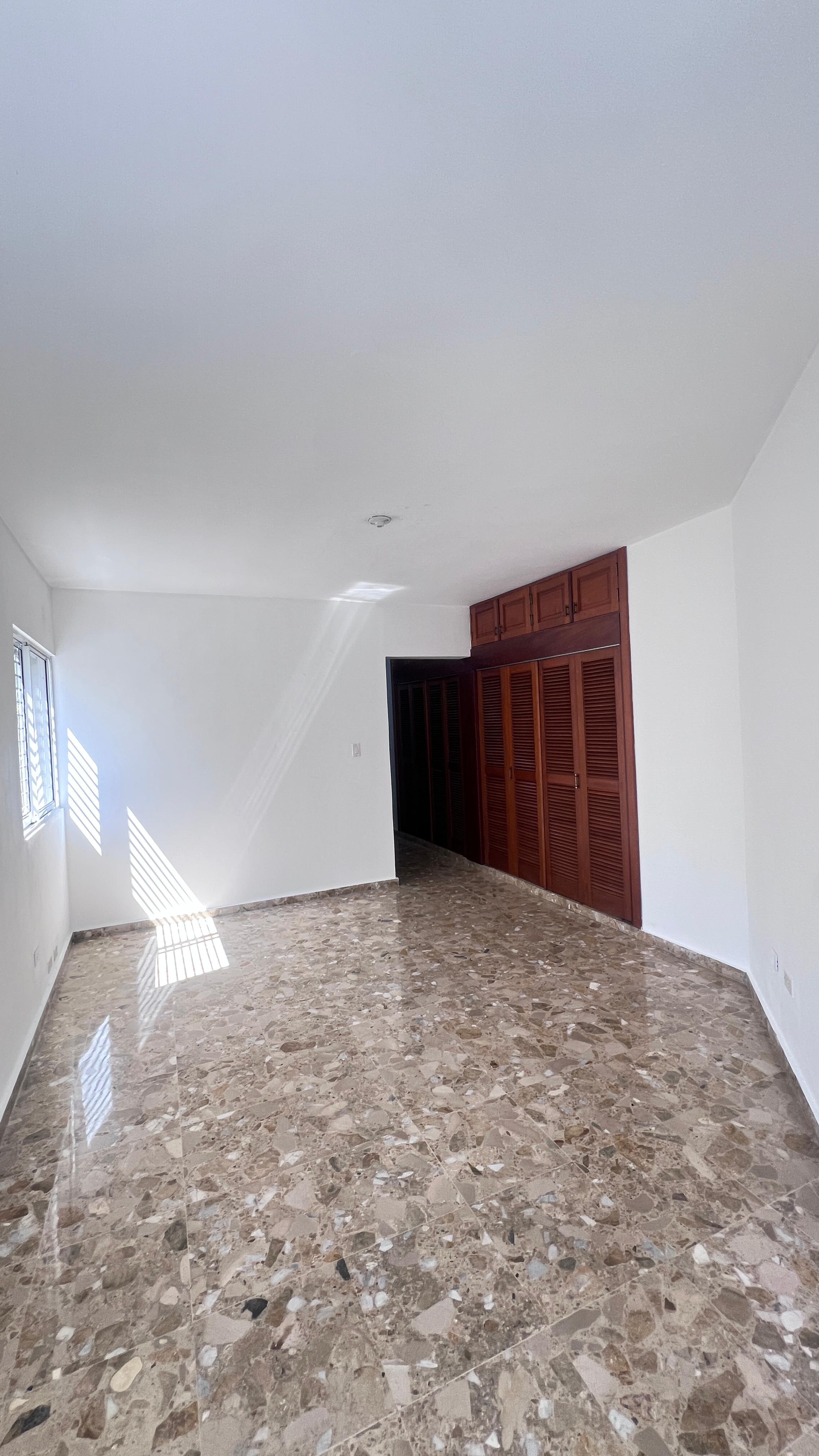 apartamentos - Apartamento en Ensanche La Julia  | MH-3215 6