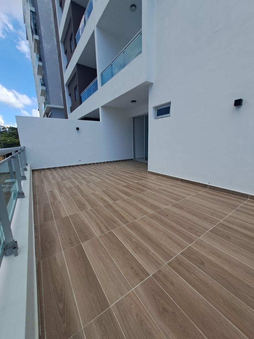 apartamentos - Apartamento Nuevo 2do piso con terraza en  Evaristo  Morales  8