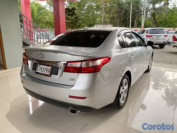 carros - Nissan Samsung 2011 5