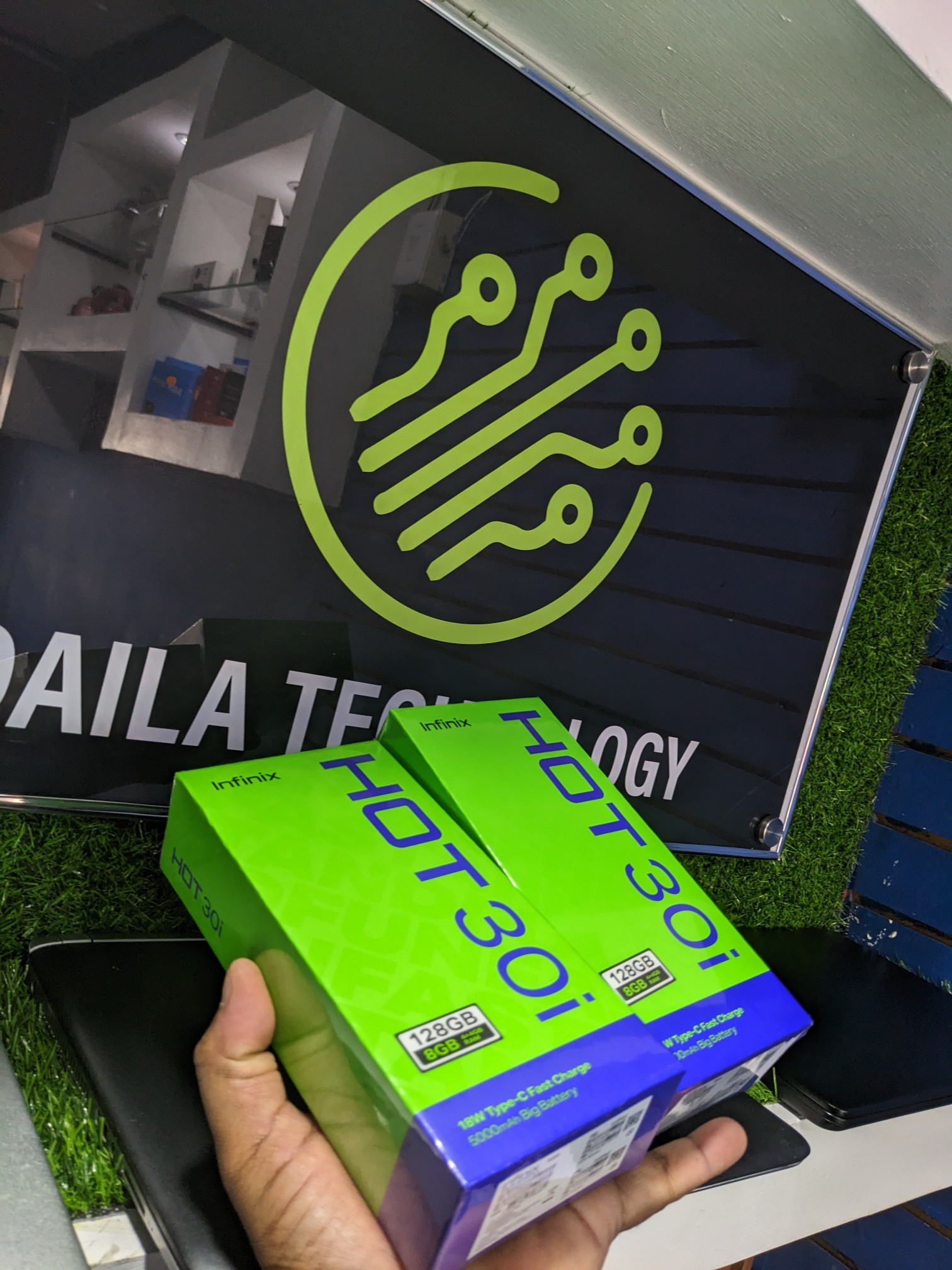 celulares y tabletas - Infinix HOT 30i 1
