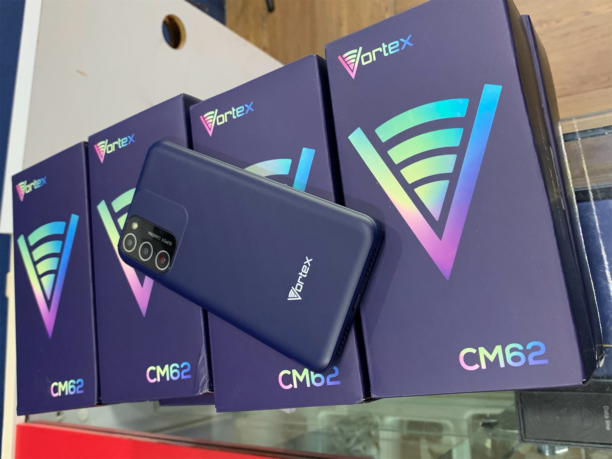 celulares y tabletas - VORTEX CM62