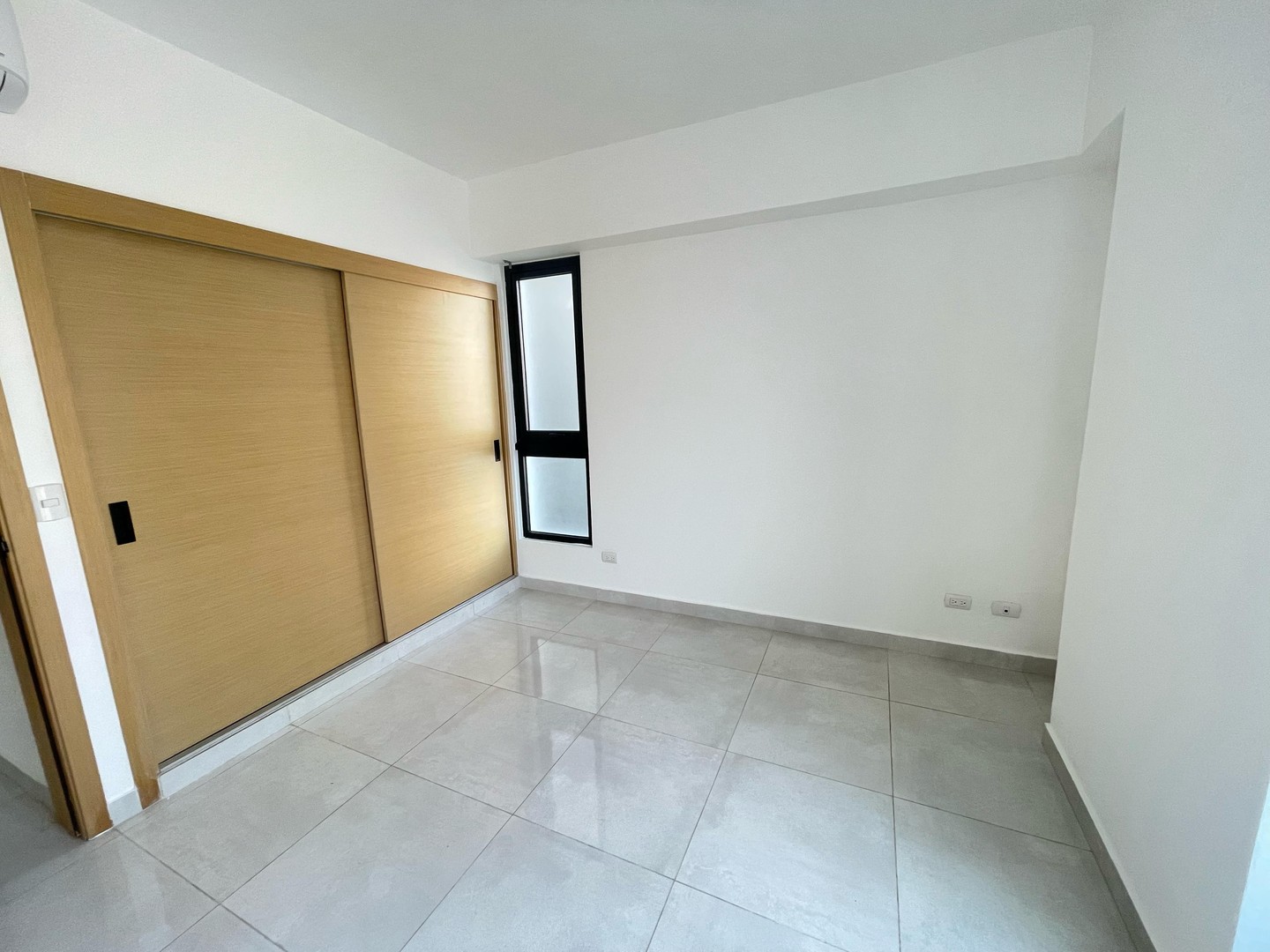 apartamentos - Apartamento en alquiler Evaristo Morales de 2 habitaciones  6