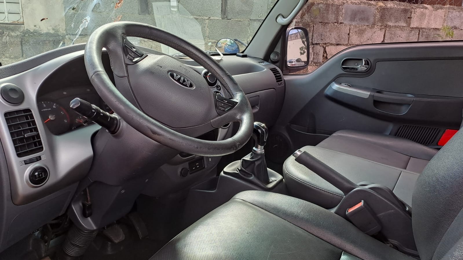 jeepetas y camionetas - KIA BONGO 2017 AZUL 1