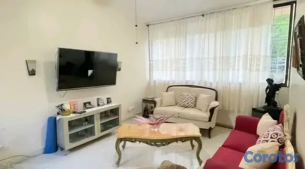 casas - Venta de Casa en Av Cayetano Germosén  7