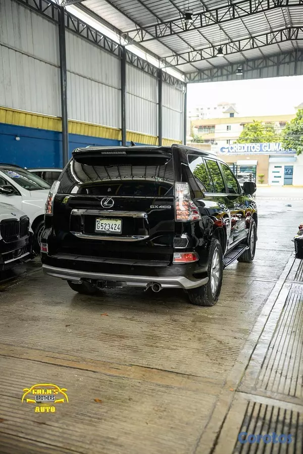 jeepetas y camionetas - Lexus GX460 2017 Clean Carfax 6