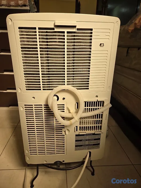 aires acondicionados y abanicos - Aire portatil LG 115 V negociable  6