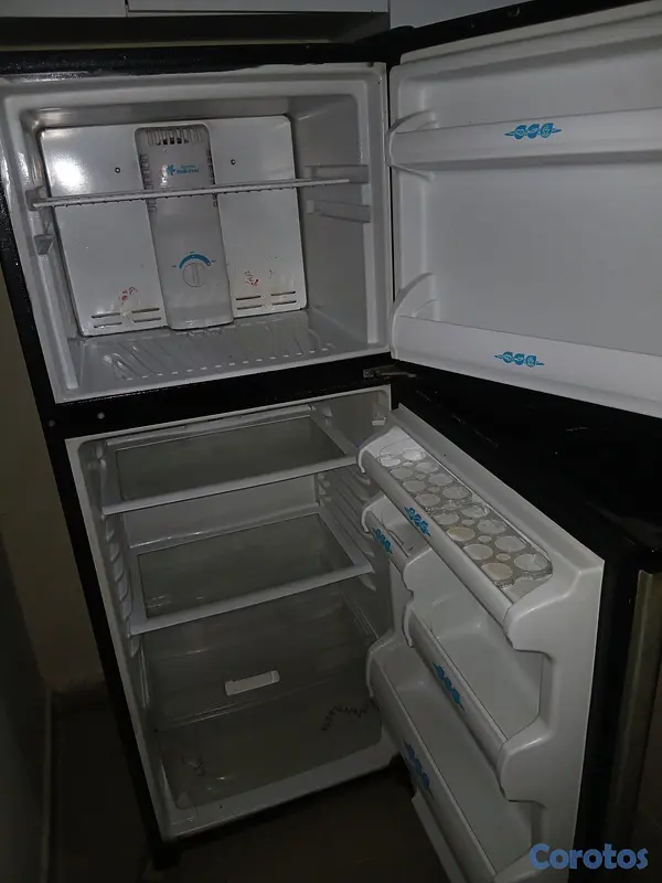 electrodomesticos - Nevera agros 9 pies cubicos 4