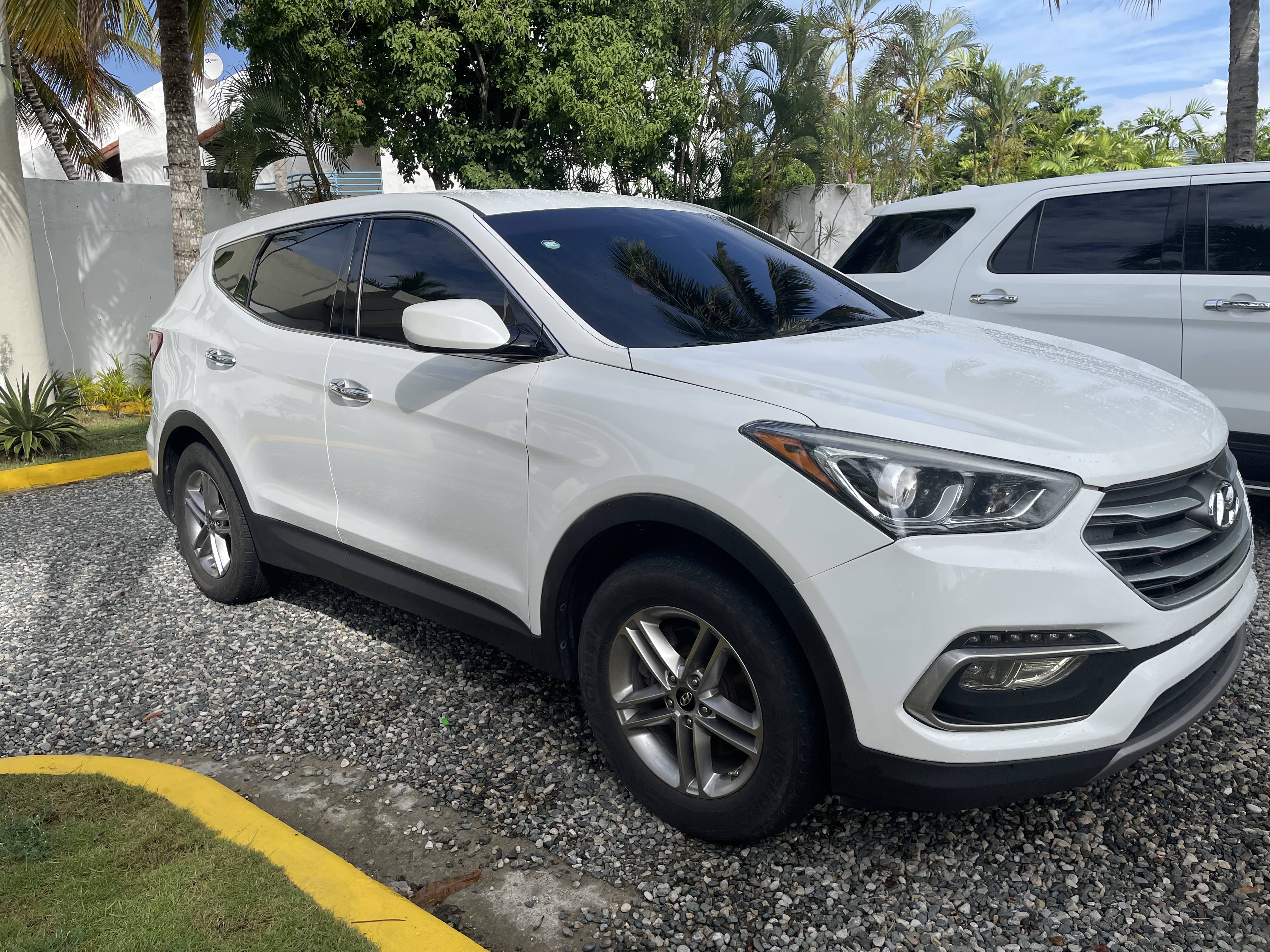 jeepetas y camionetas - Santa Fe 2018 $14,600 3