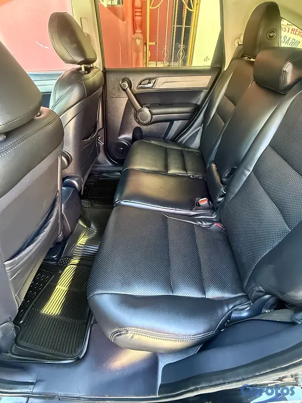 jeepetas y camionetas - Honda CR-V EX-L
Totalmente negociable  7