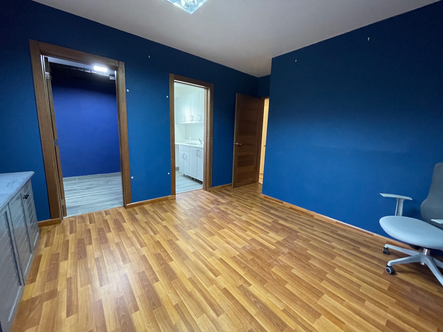 oficinas y locales comerciales - Bella oficina en alquiler en Piantini 7