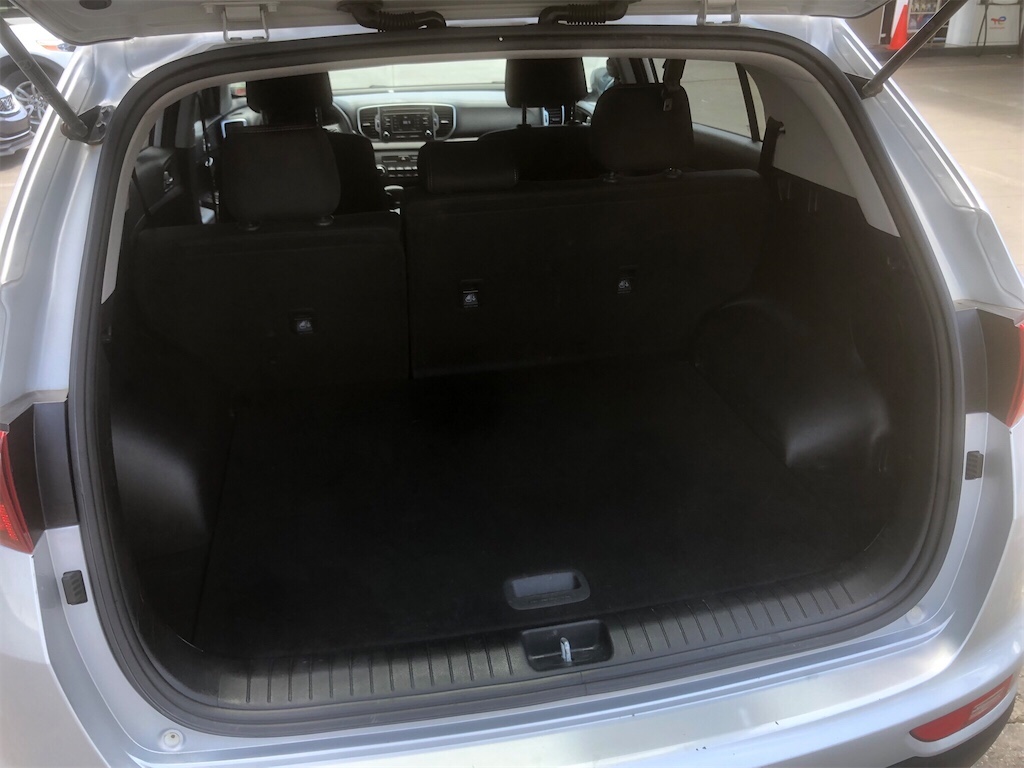 jeepetas y camionetas - Kia Sportage Fe 2019 clean carfax recién importado 7