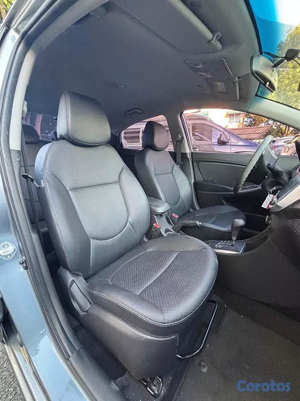carros - 🚗 HYUNDAI ACCENT 2019 COREANO - EXCELENTES CONDICIONES 🚗 5