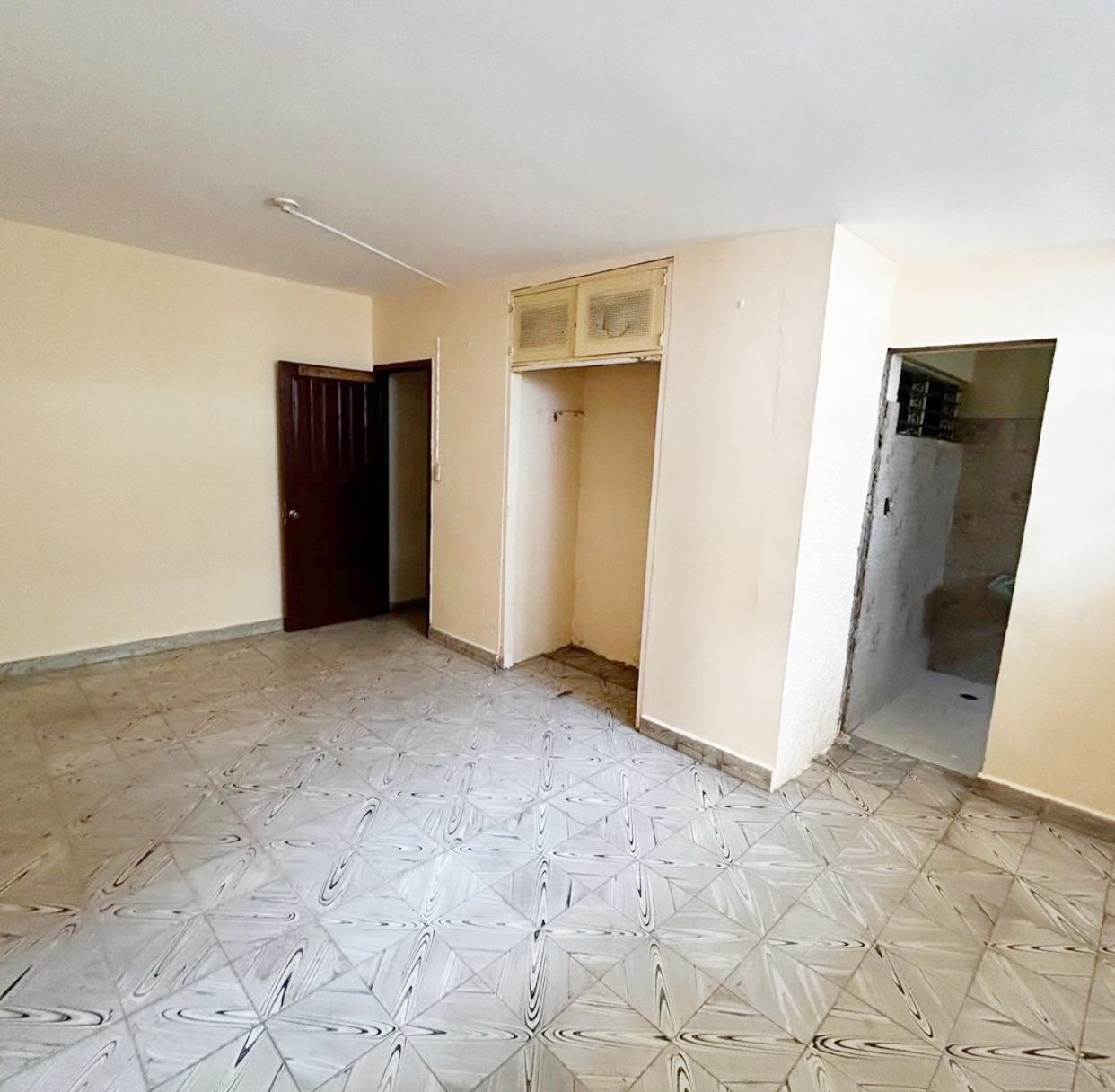 casas - Propiedad comercial céntrica 2
