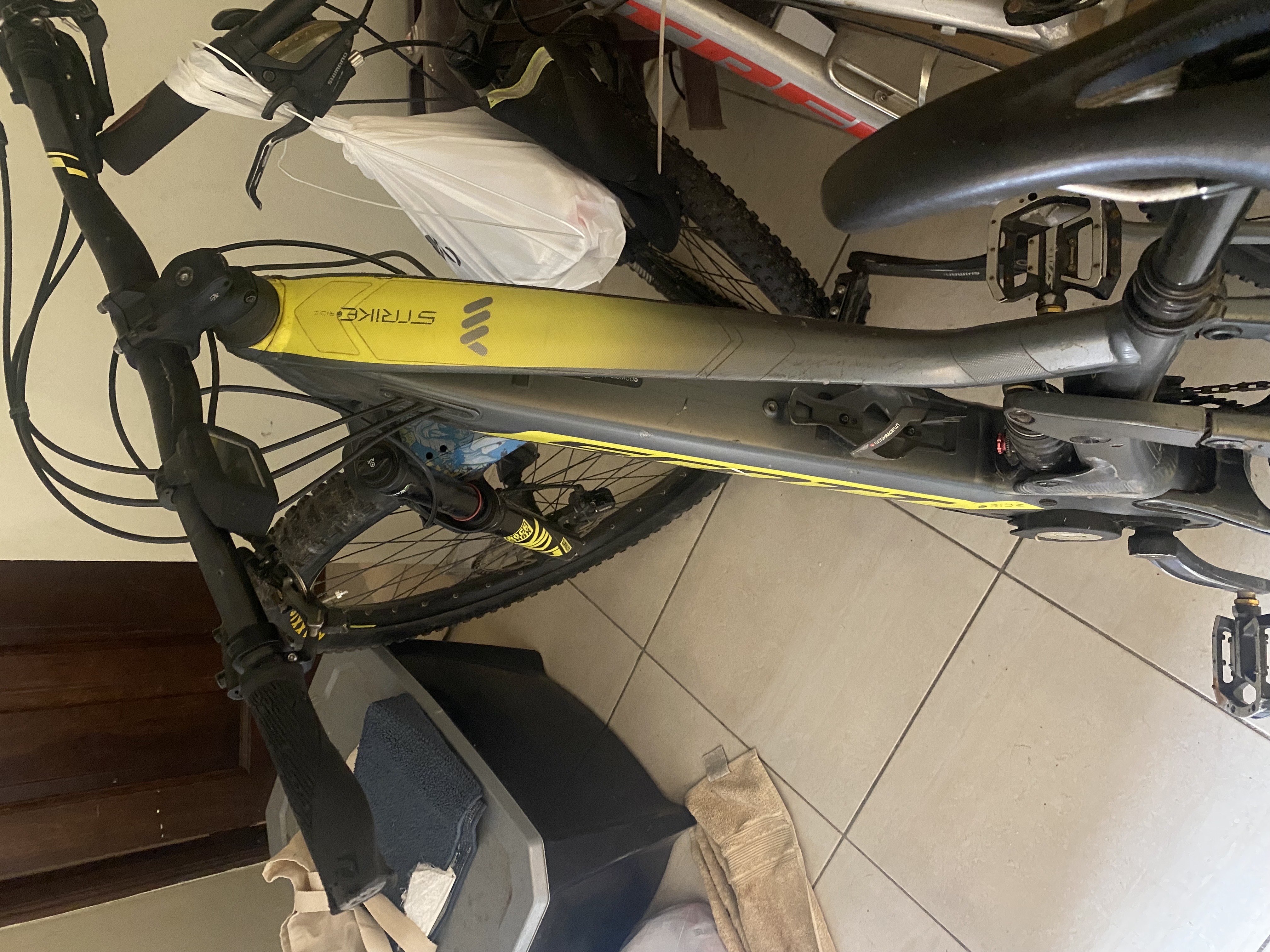 bicicletas y accesorios - Scott eBike Eléctrica BIG 29 STRIKE ERIDE 940
 2