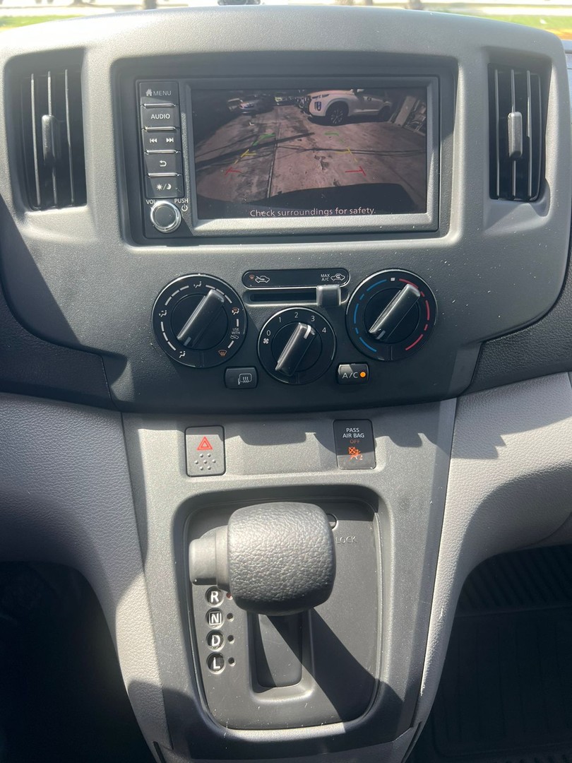 jeepetas y camionetas - Nissan NV 200 2021 2