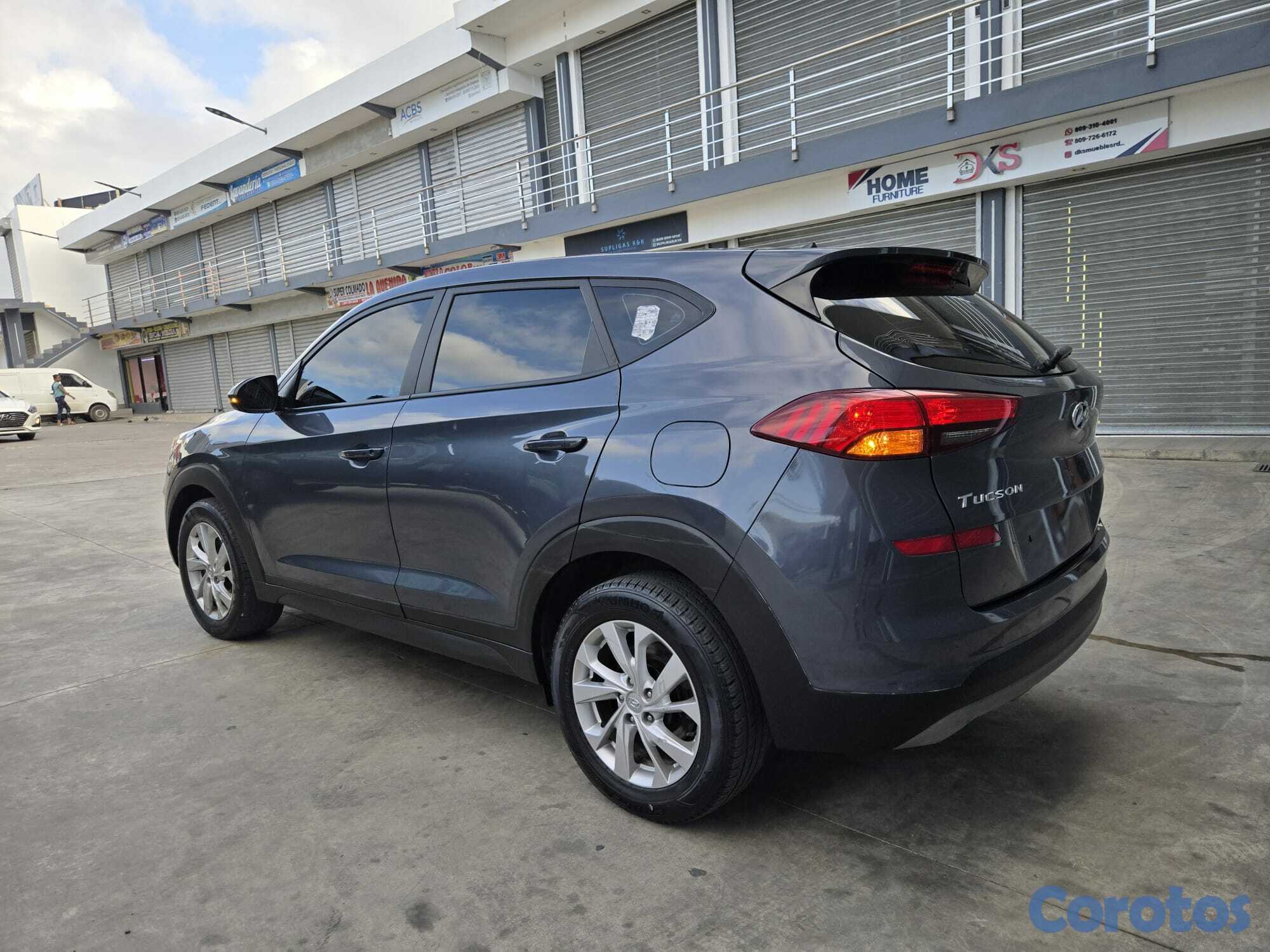jeepetas y camionetas - HYUNDAI TUCSON 2020 GRIS OSCURO DIESEL 2