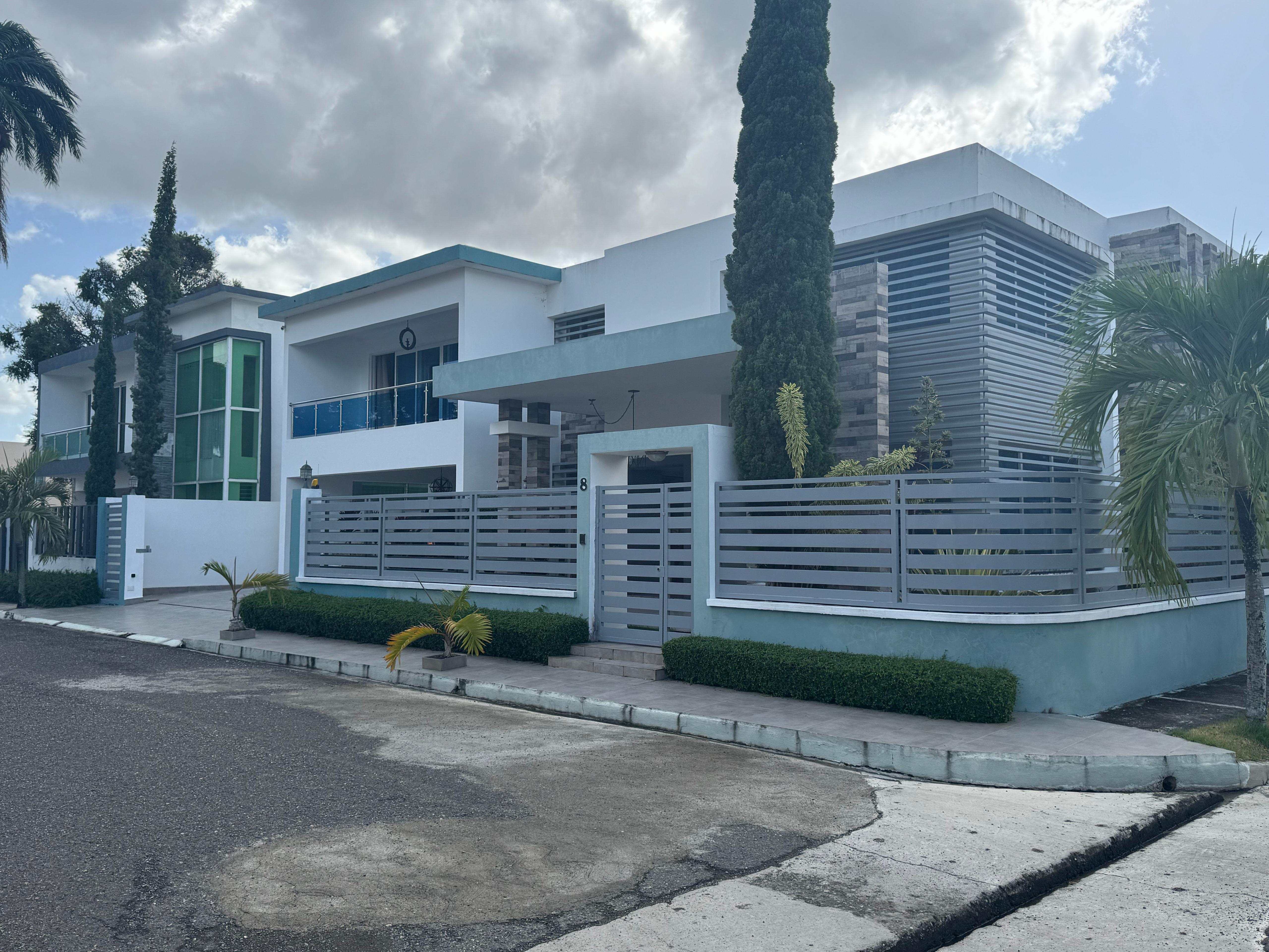 casas - CASA EN VENTA, RESIDENCIAL CERRADO EN GURABO, SANTIAGO, ESTANCIA ELIANNE.
