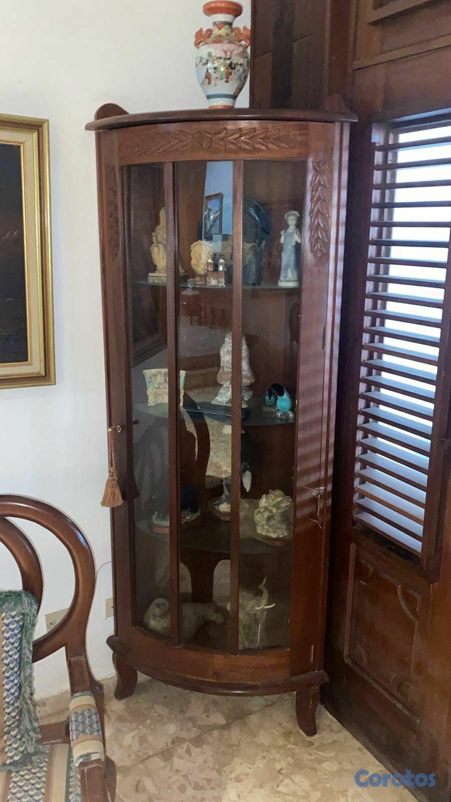 muebles y colchones - Vitrina 2