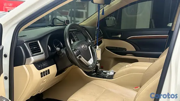 jeepetas y camionetas - 2019 Toyota Highlander Limited Platinum 5