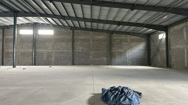 oficinas y locales comerciales - Alquilo Nave nueva 400 Mts en Villas Agricolas 1