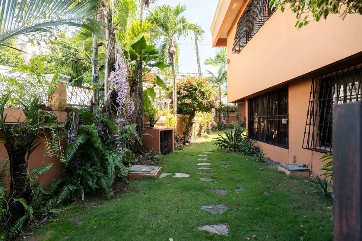casas - Se Vende Hermosa casa en  Arroyo Hondo II 3