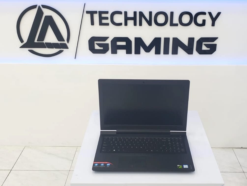 computadoras y laptops - Laptop Lenovo Y510P