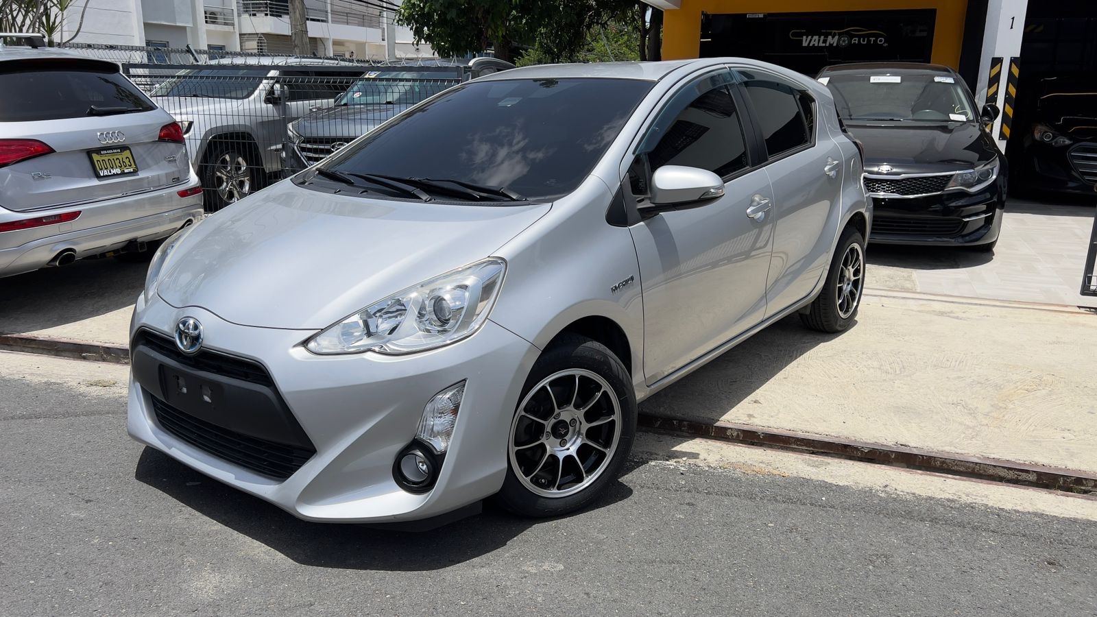carros - TOYOTA AQUA 2017 / HIBRIDO 