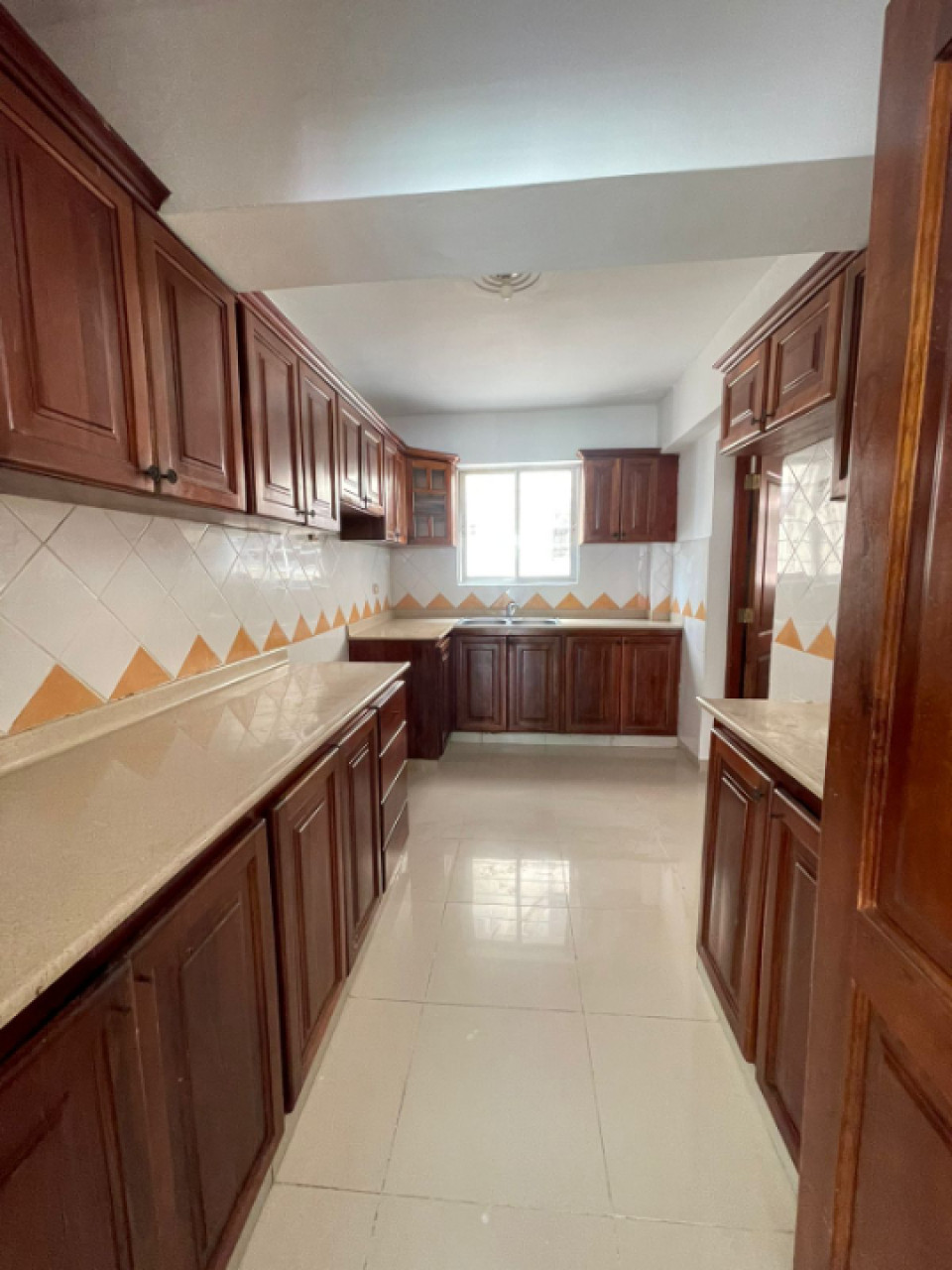apartamentos - Apartamento en Venta Colina de Los Rios 0