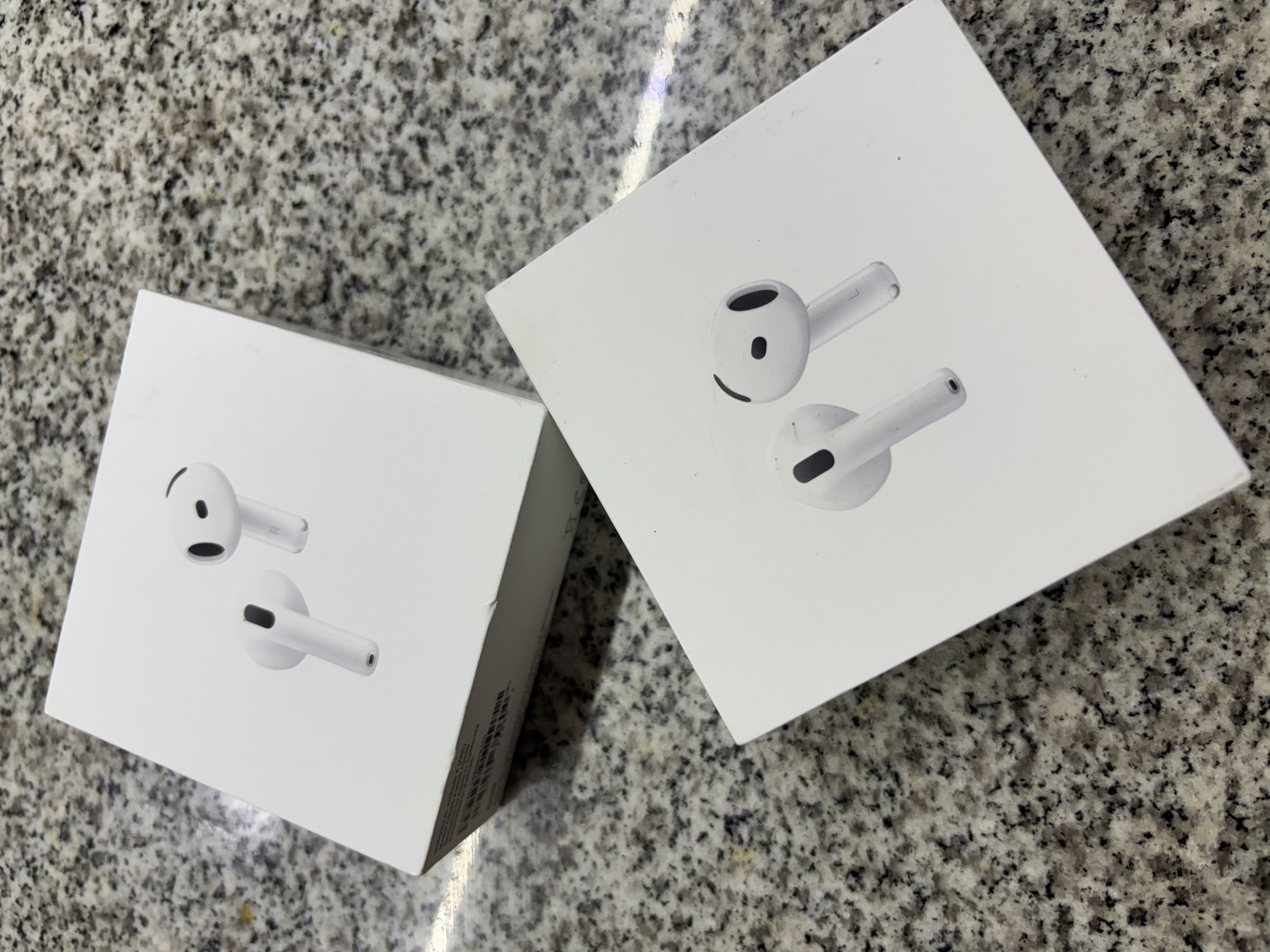 accesorios para electronica - AirPods 4ta generación, comprados directamente en Apple. 
