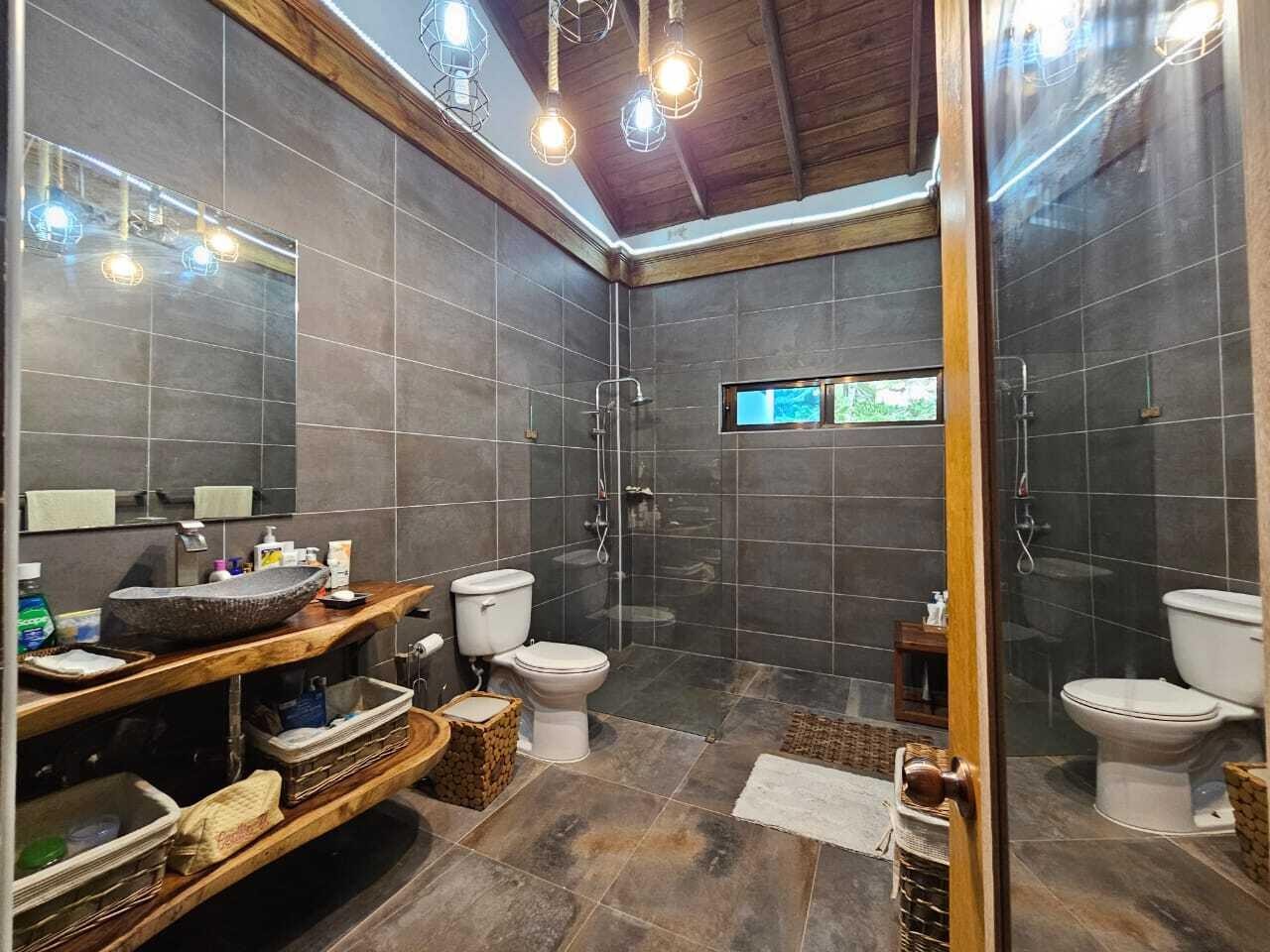 casas - Hermosa Residencia a 800 mts de Altura con estilo Moderno y vistas Panorámicas  2