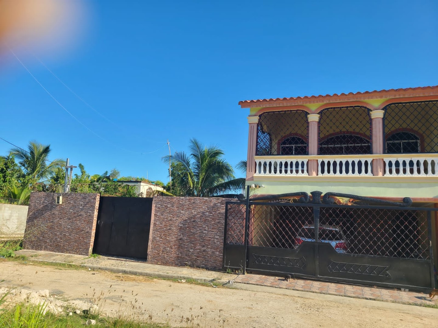 casas - Se Vende Está Casa Grande de 2 Niveles con Mucho Patio 9
