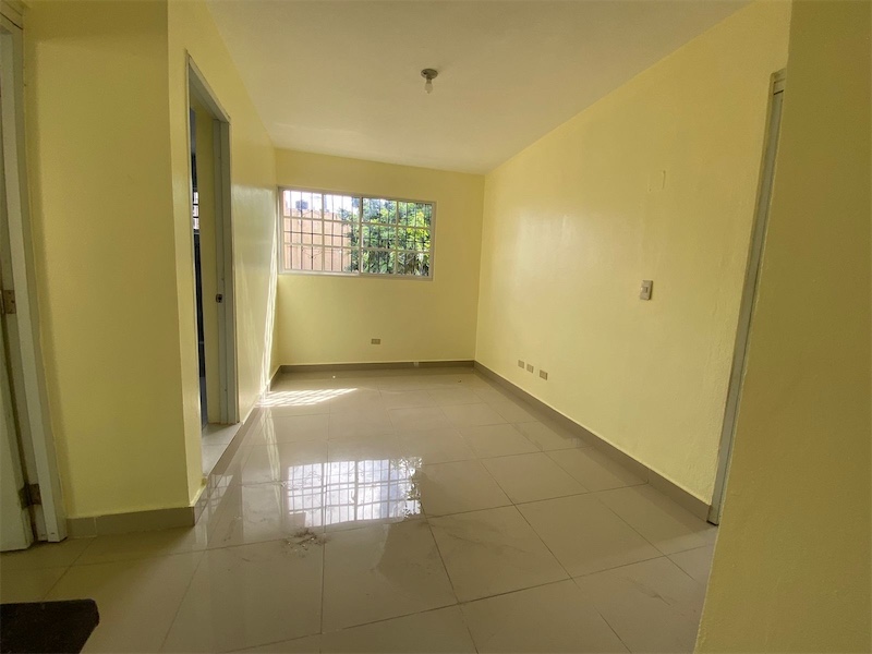 casas - Venta de casa de 340tms próximo a la Charles de Gaulle con amplio patio  9