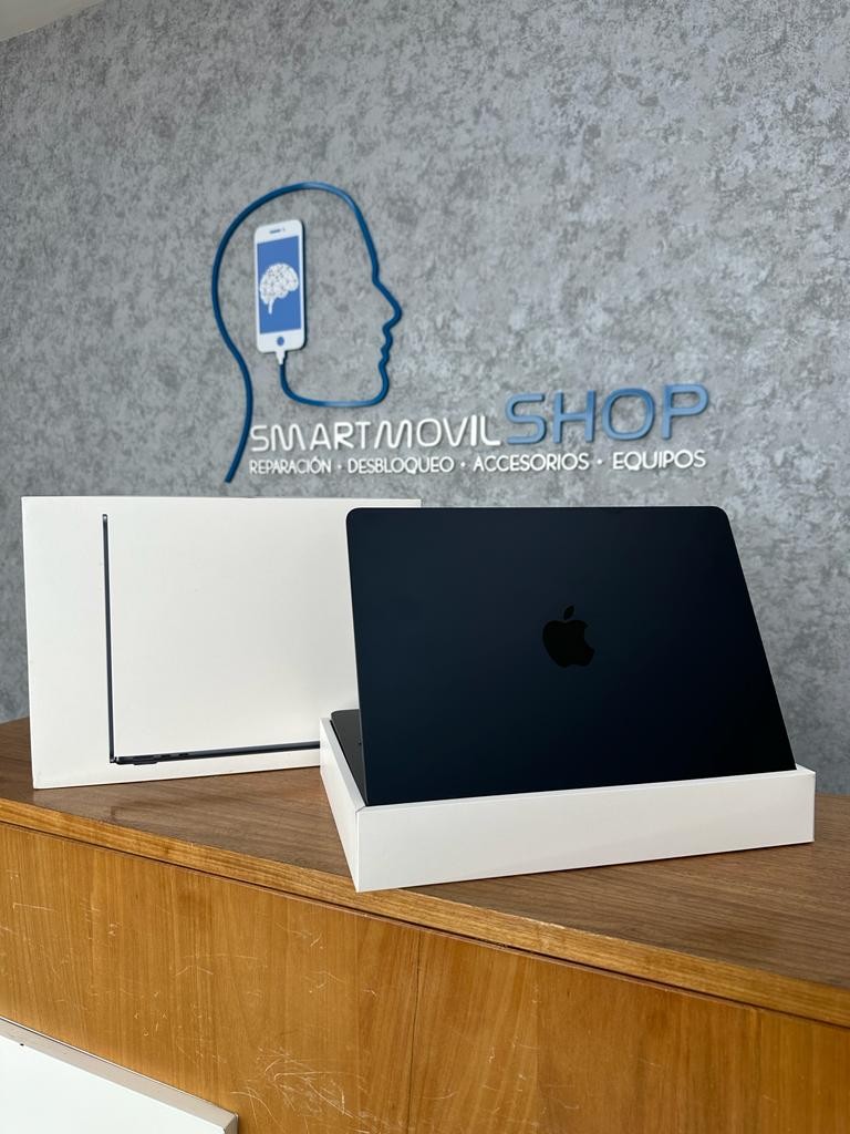 computadoras y laptops - MACBOOK AIR M2 256GB SSD 8GB RAM OPEN BOX  0