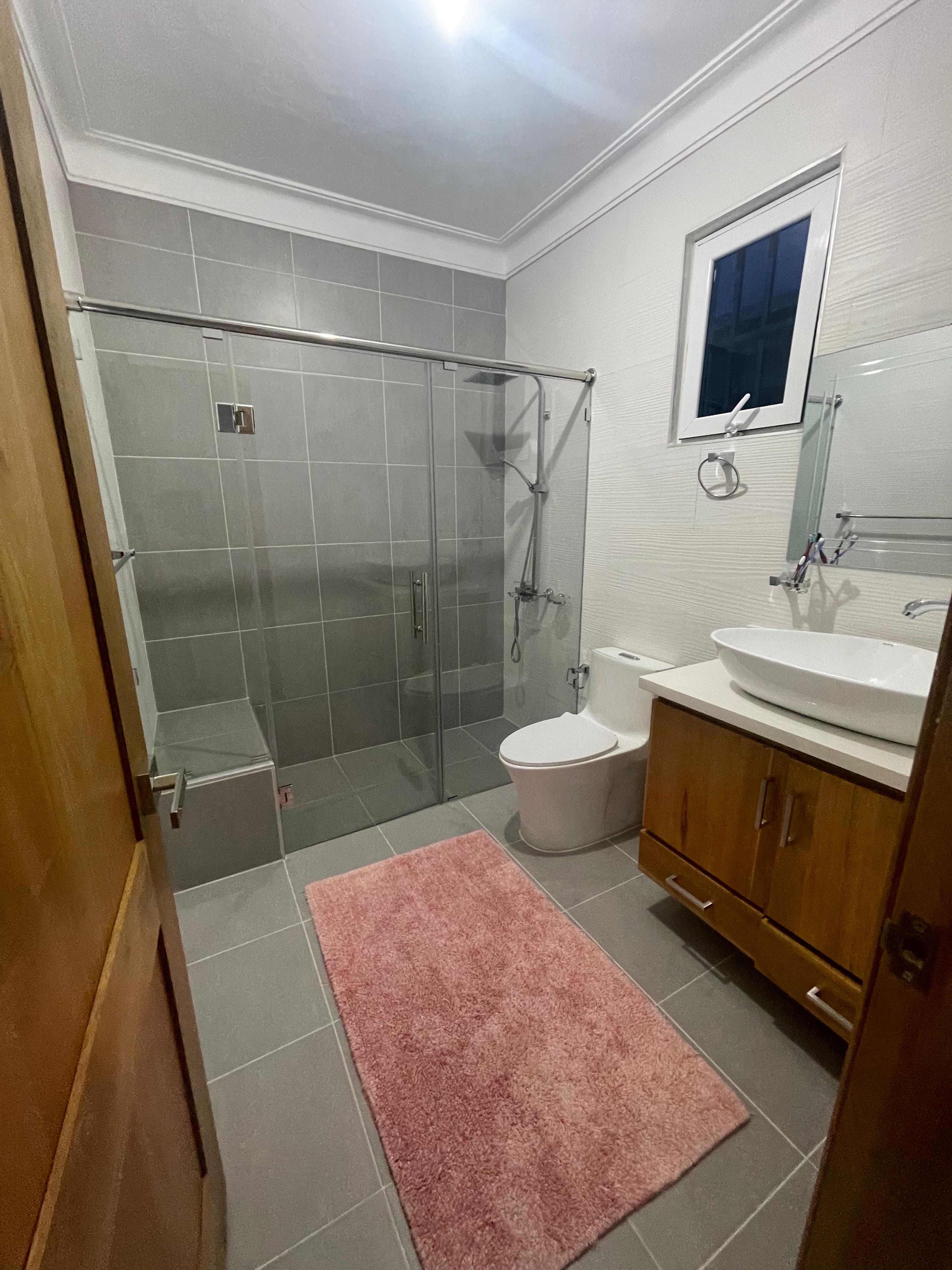 casas - CASA EN VENTA EN AV. HISPANOAMERICANA, SANTIAGO. 4