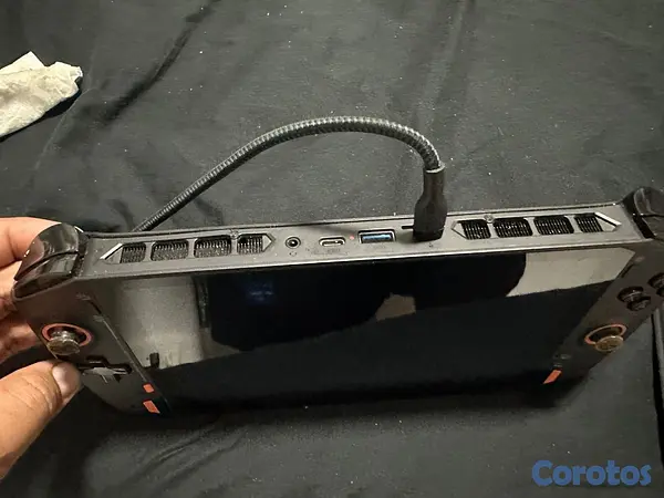 computadoras y laptops - Se vende OneXPlayer 1S-PC Gamer Portátil
 8