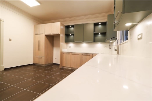 casas - Venta de hermosa casa de 523mts  en el Distrito nacional 3