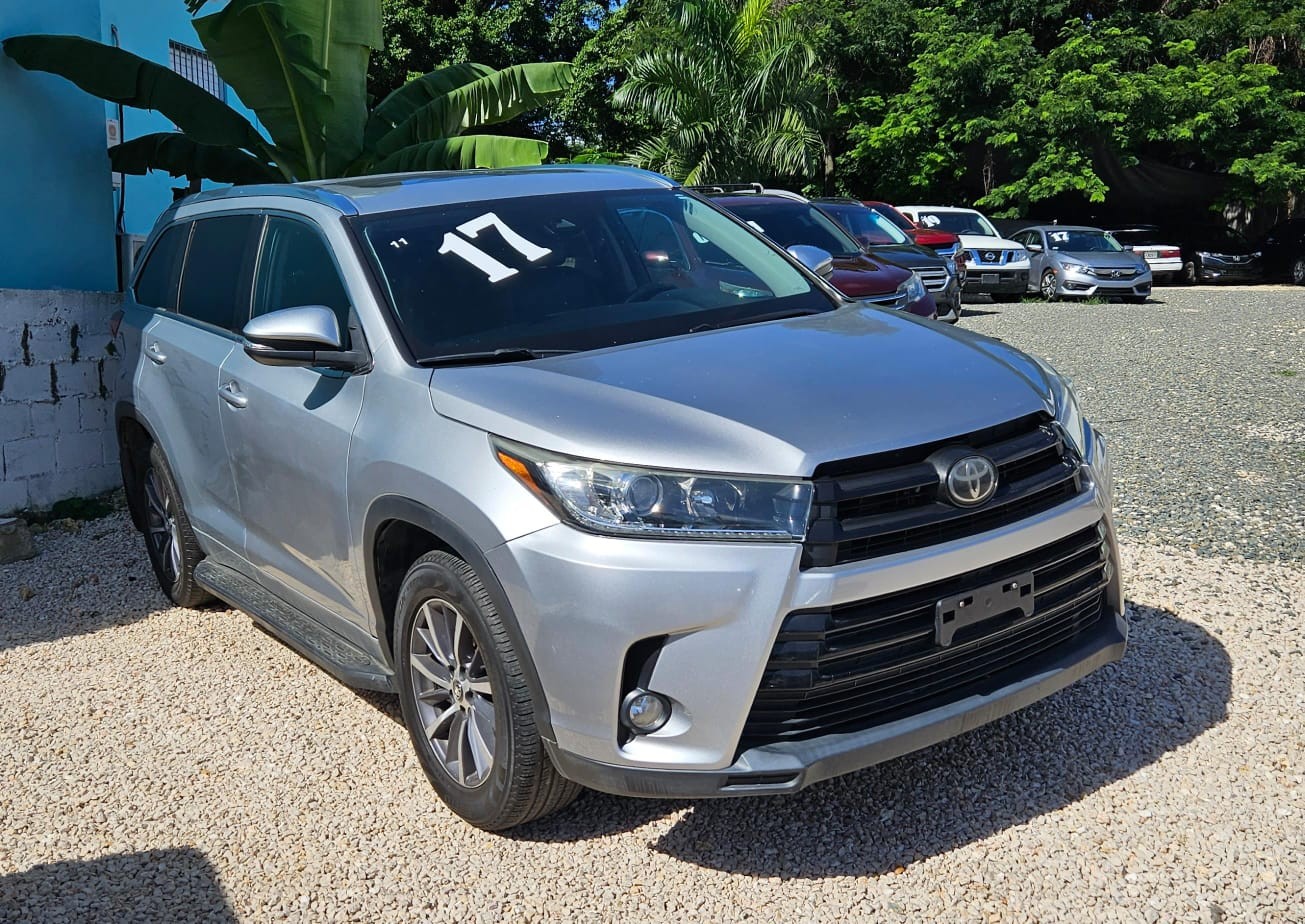 jeepetas y camionetas - TOYOTA HigthLander