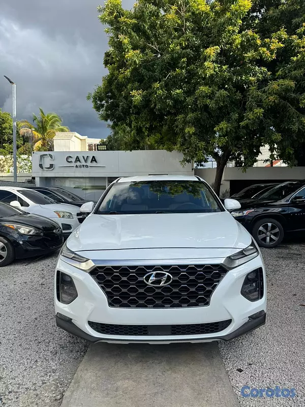 jeepetas y camionetas - Hyundai Santa Fe SEL 2020 5
