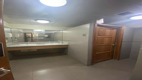 oficinas y locales comerciales - 379 METROS EN ALQUILER IDEAL PARA CALL CENTER-EVARISTO 4
